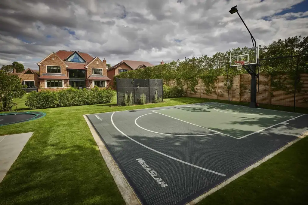 The Manor Promenade — completed garden view 4