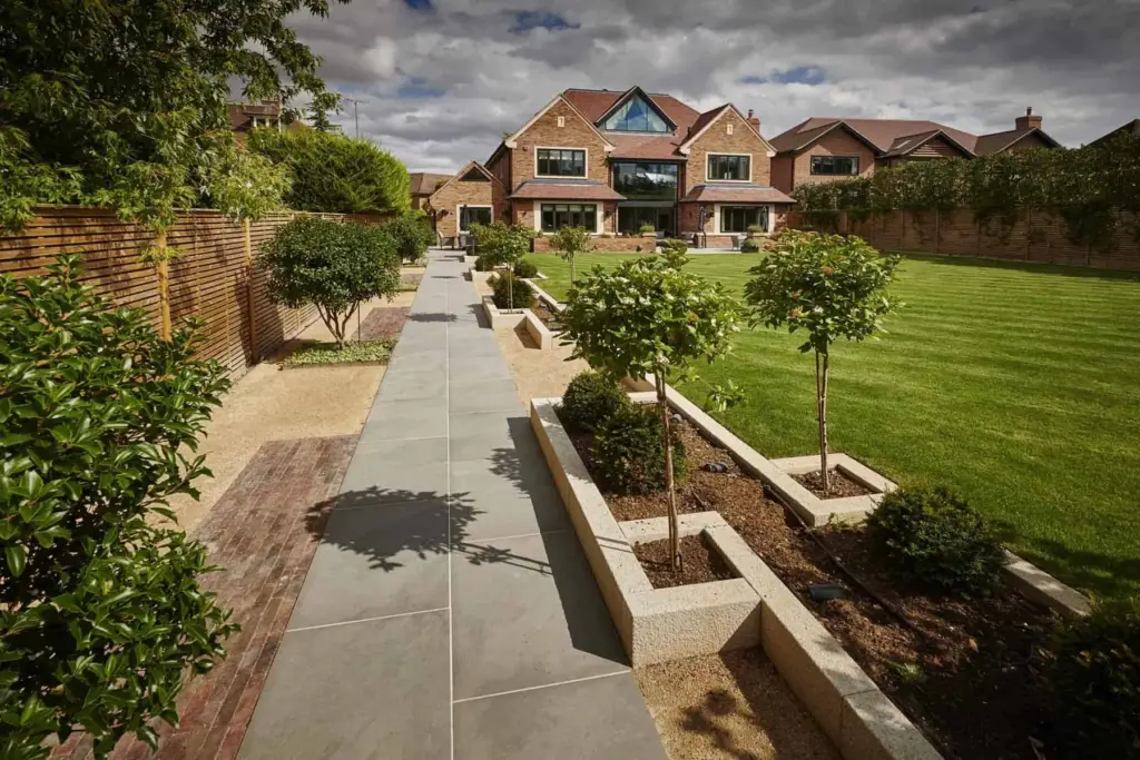 The Manor Promenade — completed garden view 7