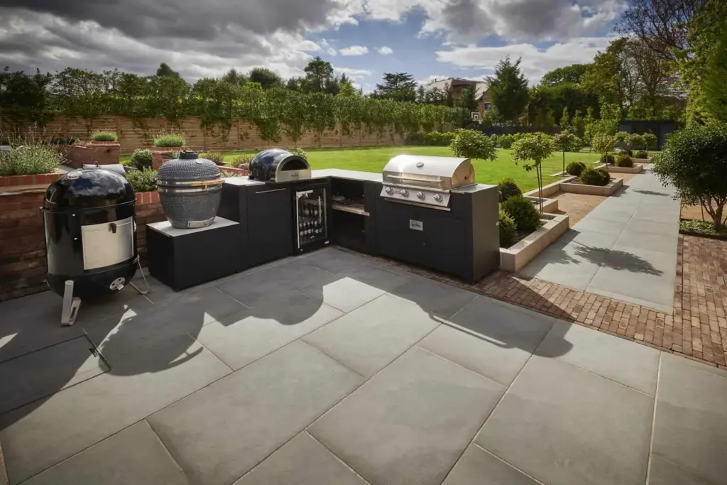 The Manor Promenade — completed garden view 10