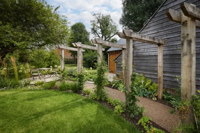 The Quiet Principles of High-End Garden Design — Refined Landscapes journal