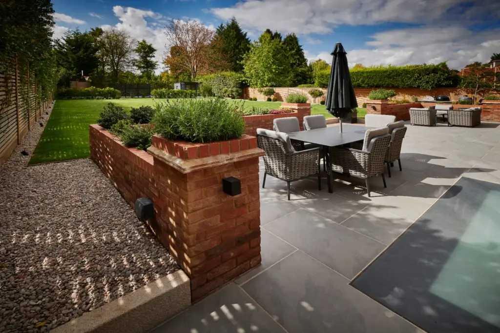 The Manor Promenade — patio dining