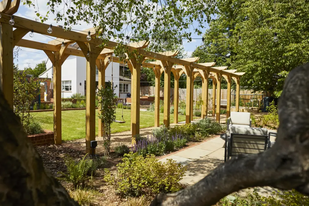 Hertfordshire planting design with softness and seasonal movement